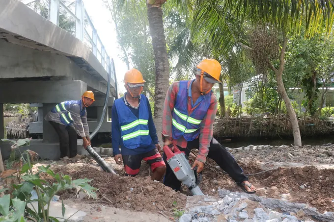 Cà Mau: Khẩn trương cấp nước sạch cho hơn 50 hộ dân ở Biển Bạch