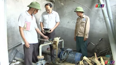 Tháo gỡ khó khăn trong việc thu tiền nước sạch sinh hoạt nông thôn