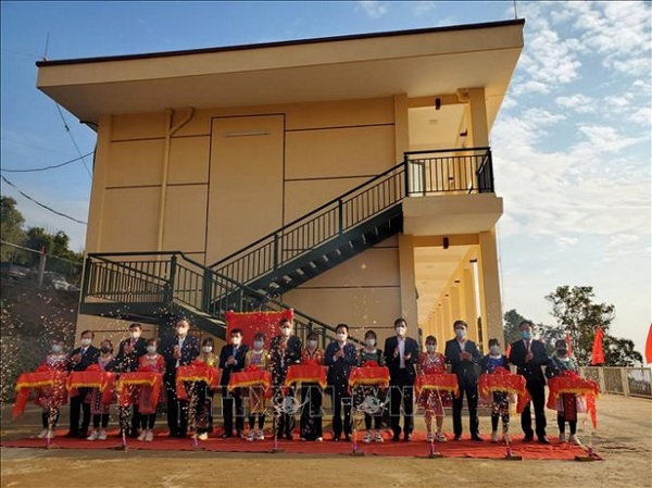 Thêm nhà bán trú và công trình cấp nước sinh hoạt cho học sinh miền núi ở Sơn La
