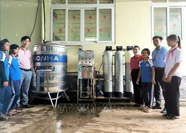 Quảng Trị: Tăng tốc mở rộng mạng lưới, hướng tới 80% hộ nông thôn dùng nước sạch